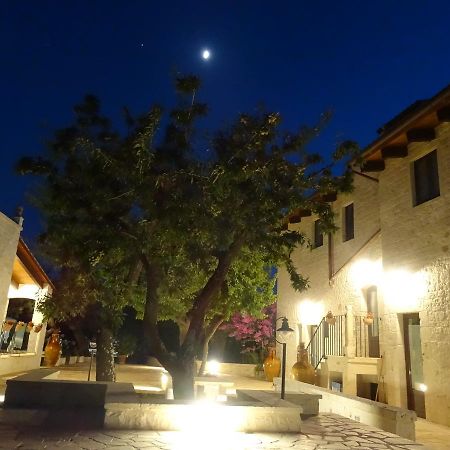 L'Antico Casolare Bed and Breakfast Castellana Grotte Exteriör bild